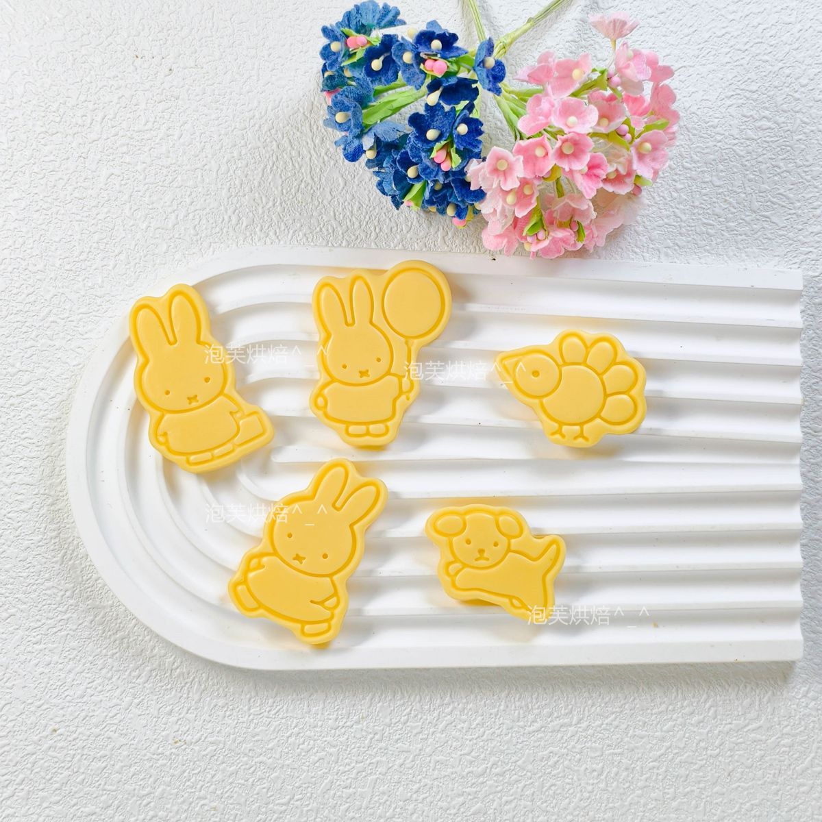 Cute 3D Press Cookie Mold with - Kids Outdoor Kitchen Accessories 评论和价格