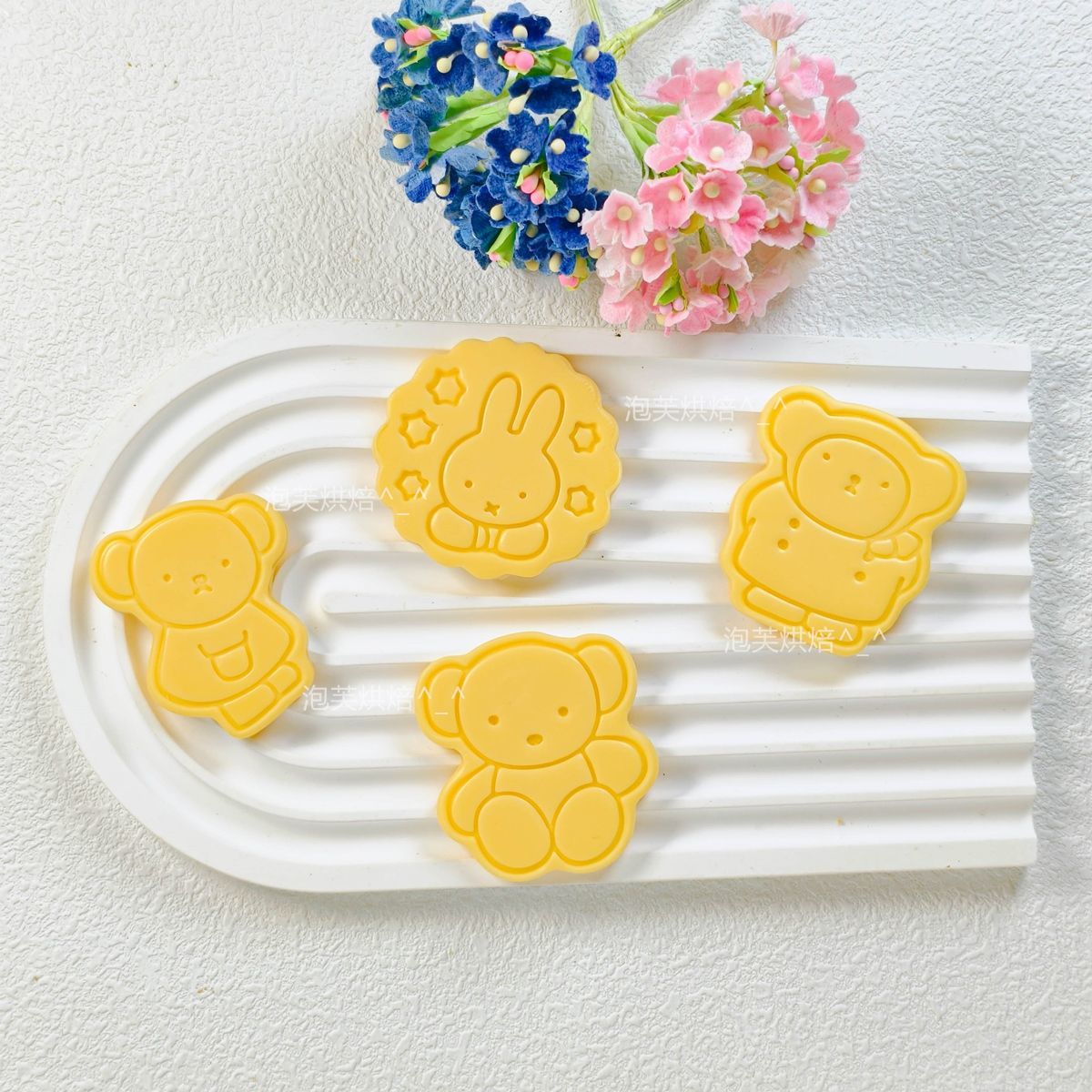 Cute 3D Press Cookie Mold with - Kids Outdoor Kitchen Accessories 评论和价格