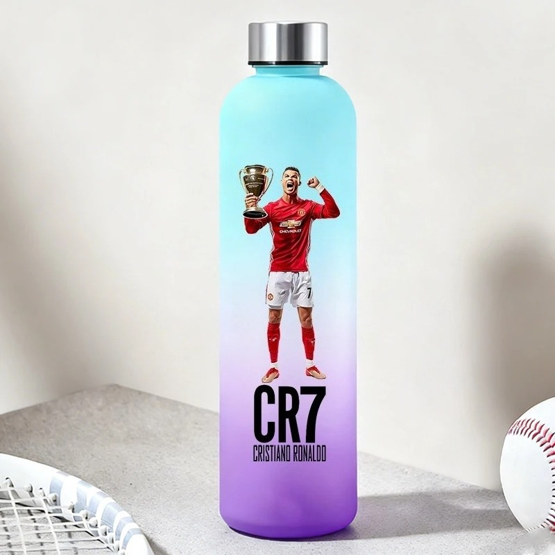 900ML CR7 Water Bottles Casual - Kids Outdoor Kitchen Accessories 评论和价格